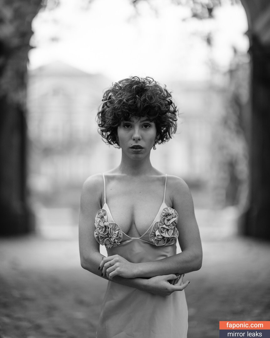 curlywiktoria