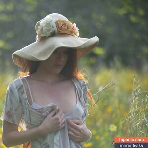 GirlFolio