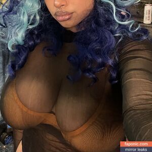 Lia Bluemoon