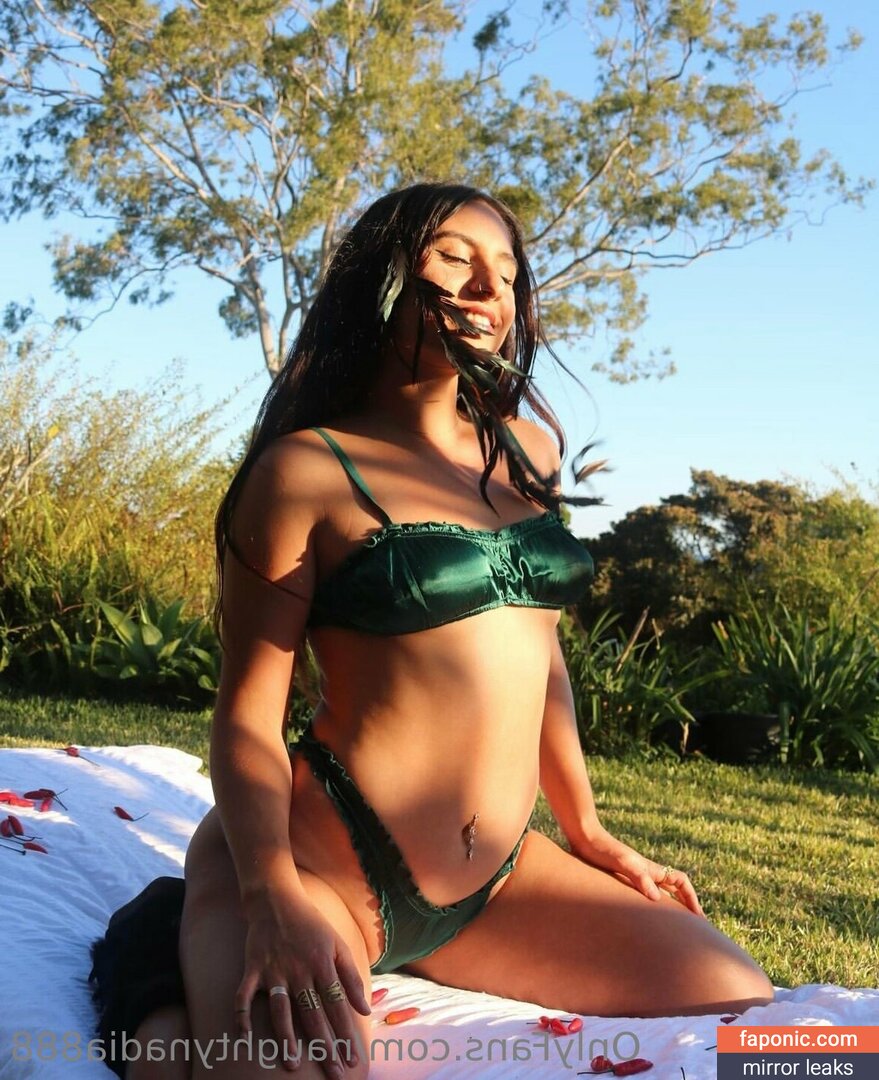 naughtynadia888
