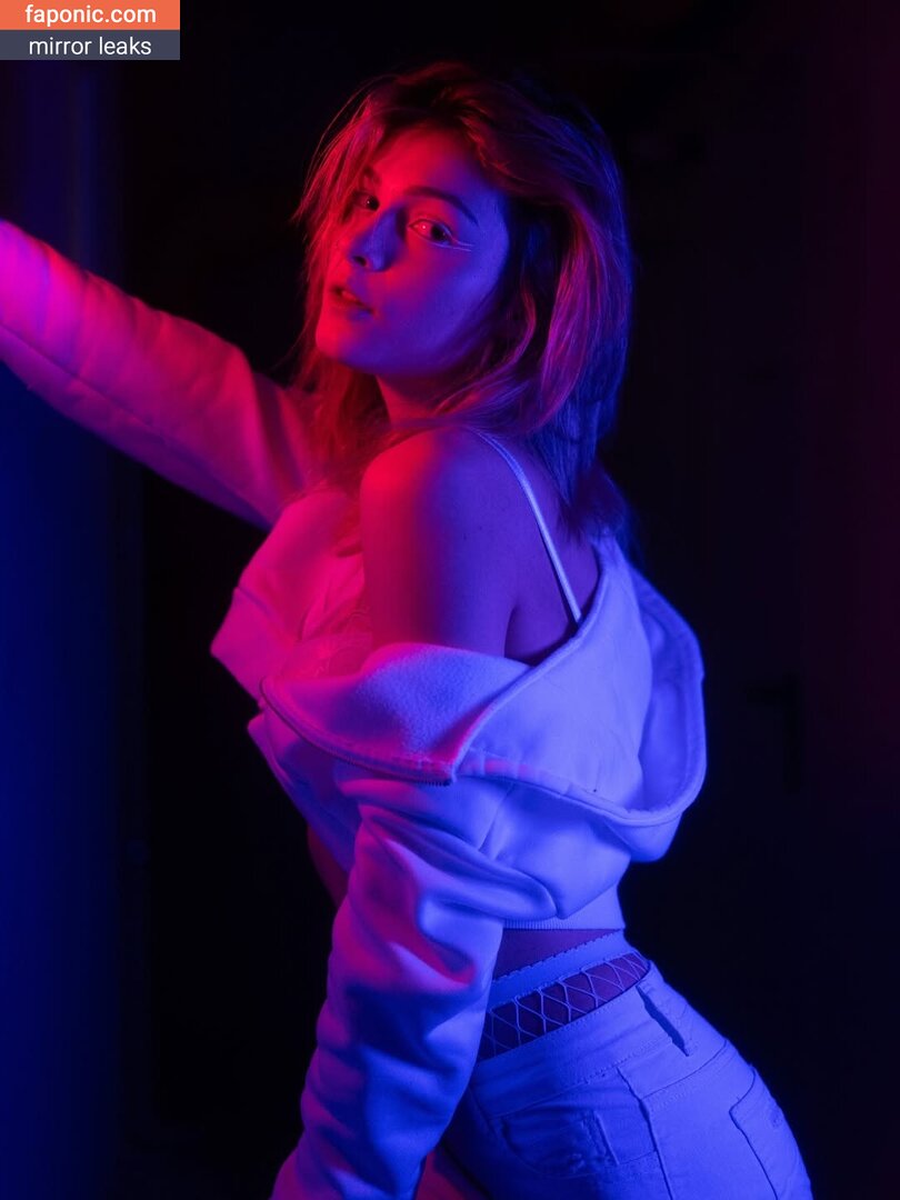 Trixy Blue