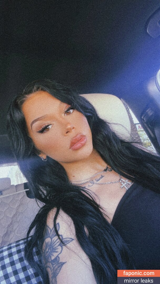 Cora Jade