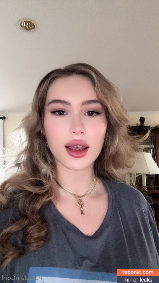 porcelaingoirl