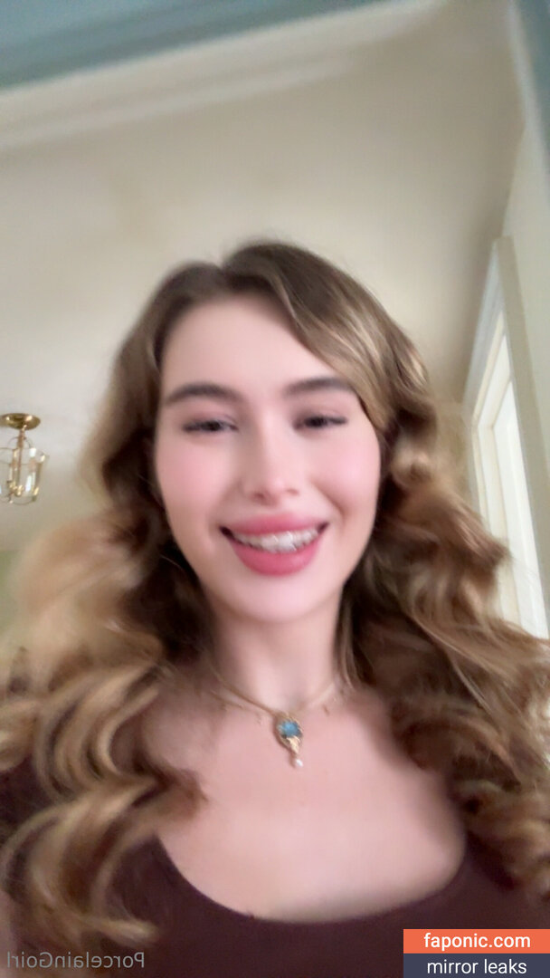 porcelaingoirl