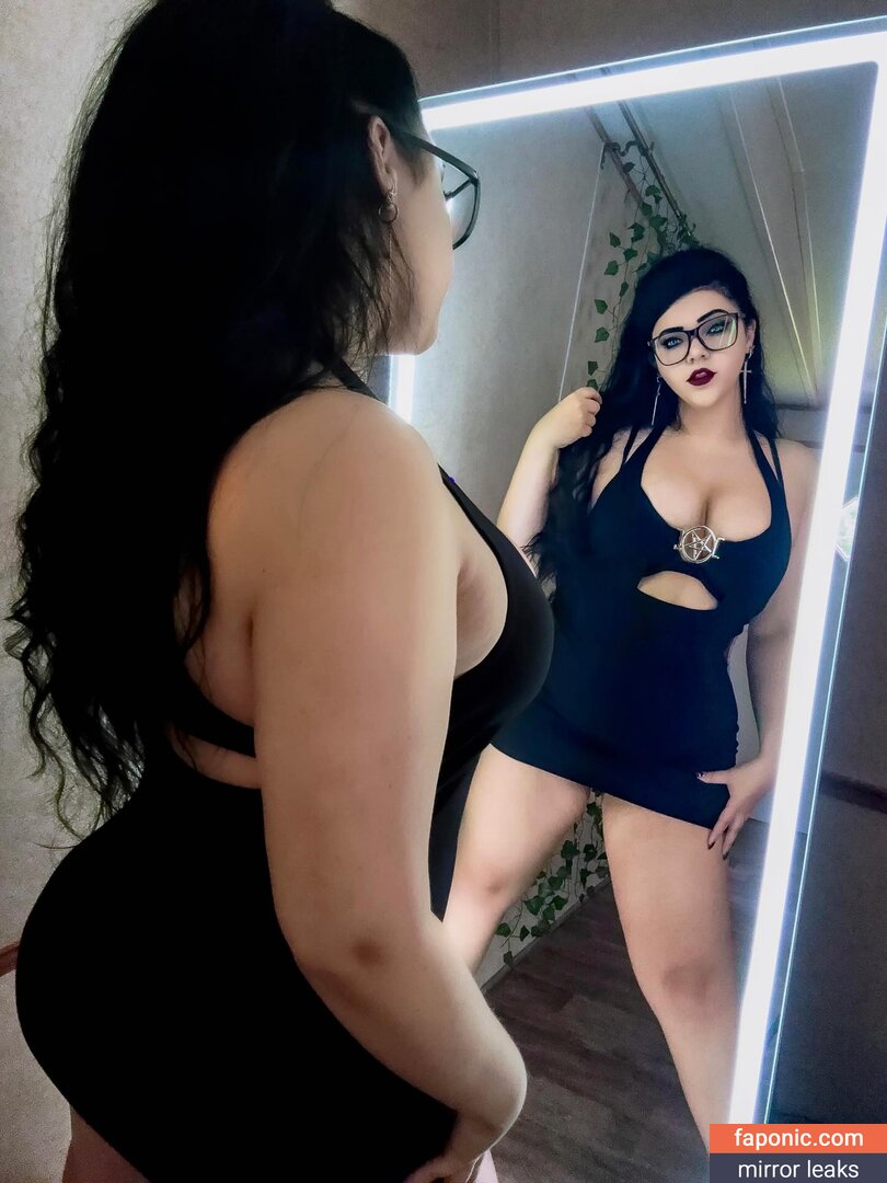 Princessgothicbean