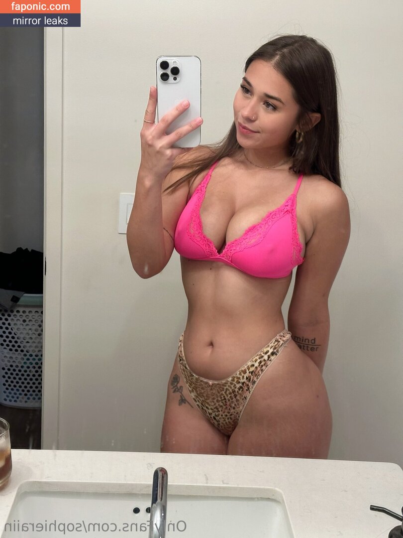 Sophie Rain