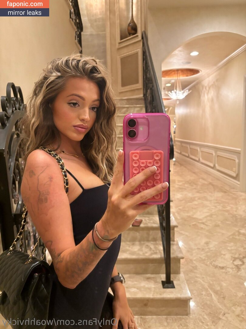 woahhvicky