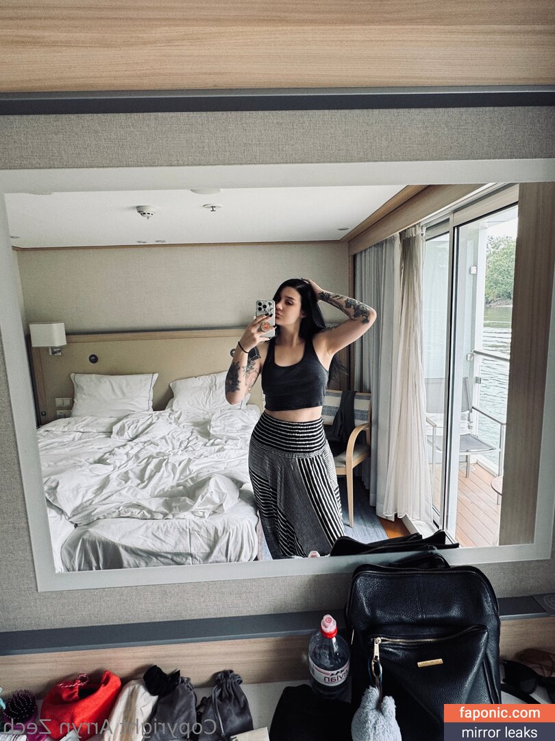 Arryn Zech