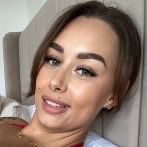 Busty belle