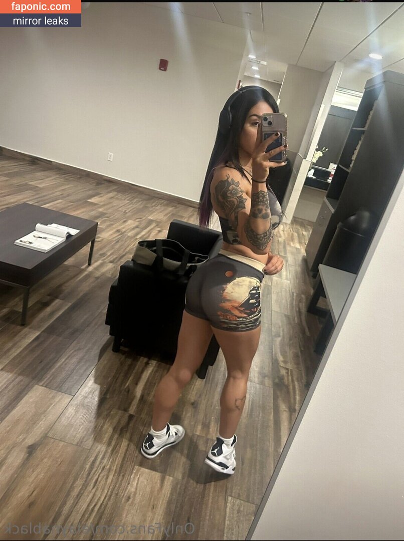 Cora Jade