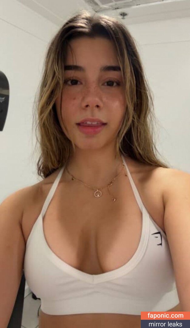 Mikayla Campinos