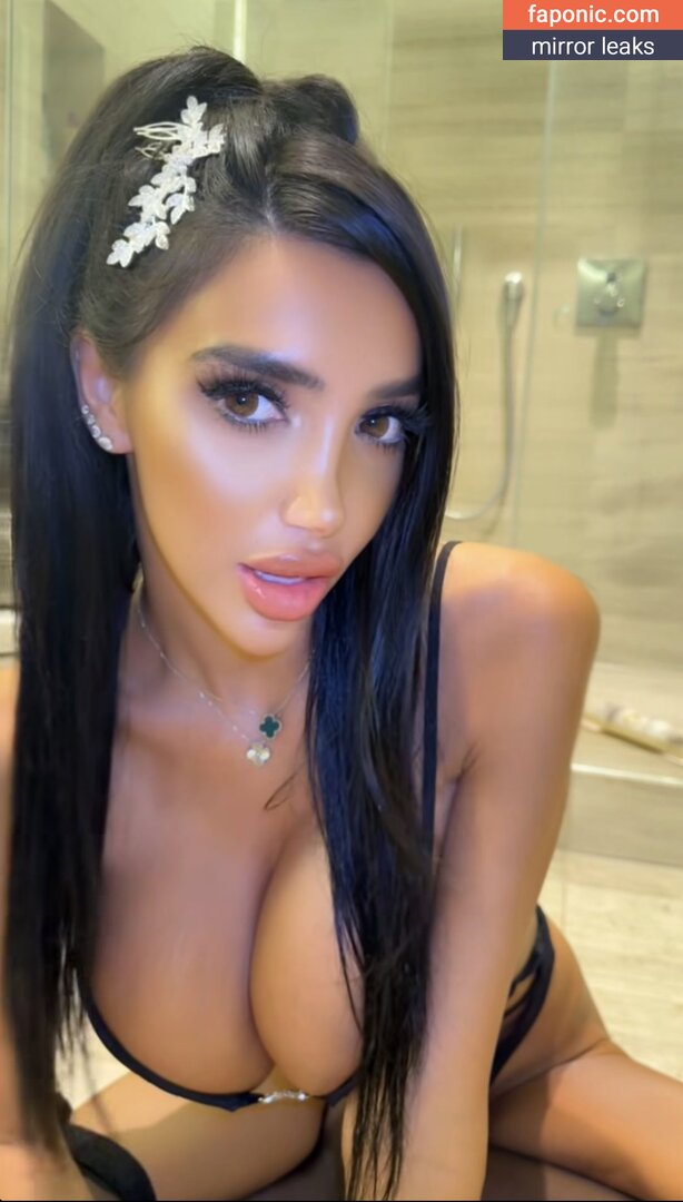 Chloe Khan