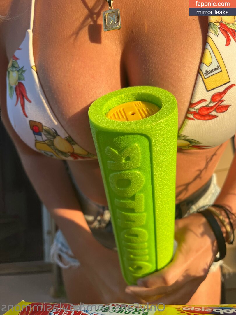 Kayla Simmons