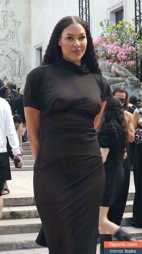 Liz Cambage