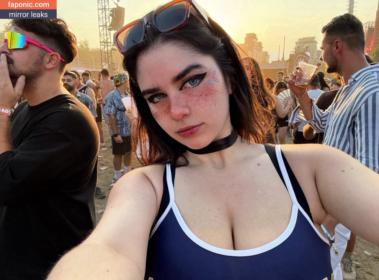 Sarahbustani