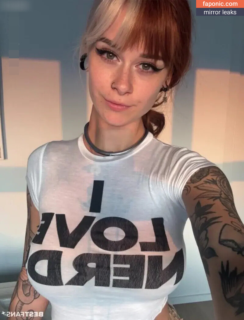 Sallydinosaur