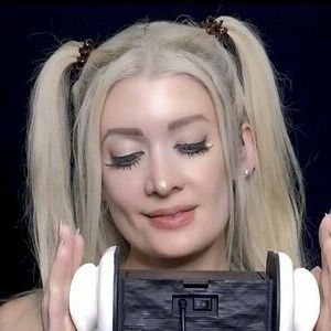 ASMR Maddy
