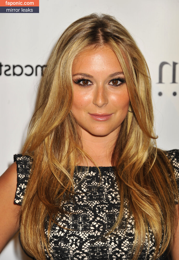 Alexa PenaVega