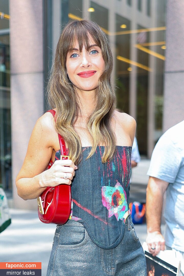 Alison Brie