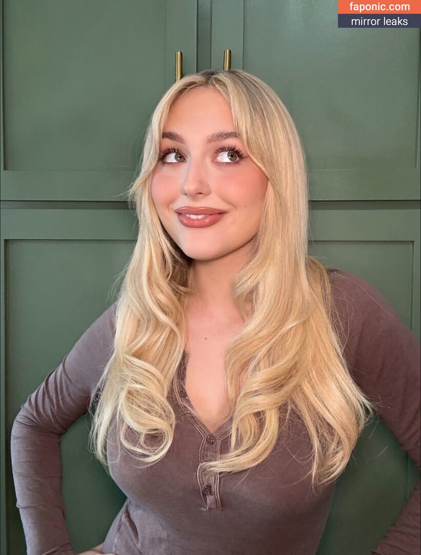 Alyvia Alyn Lind