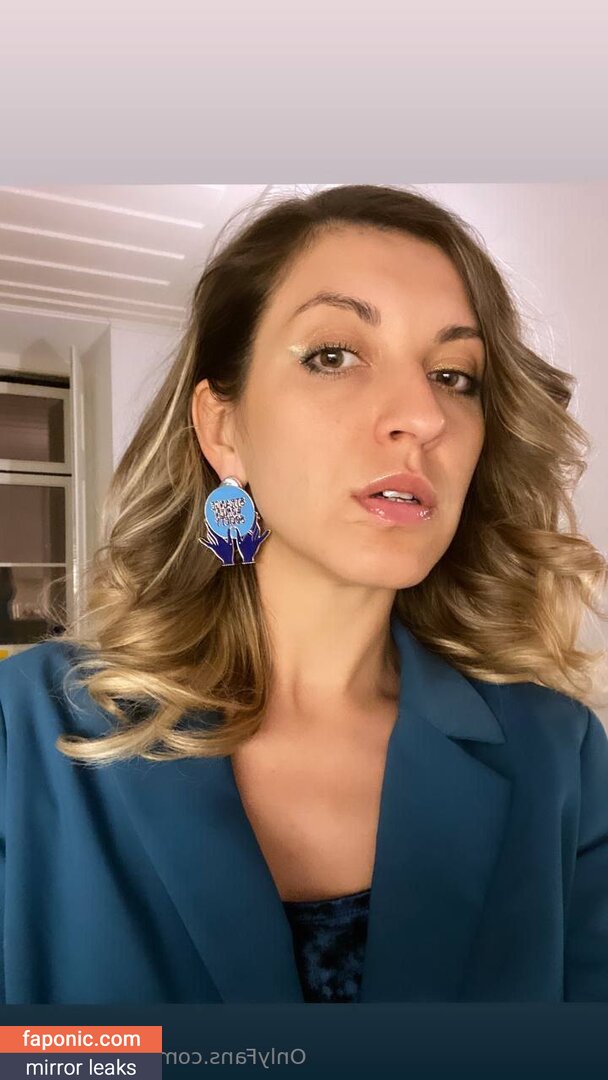 anita_adams