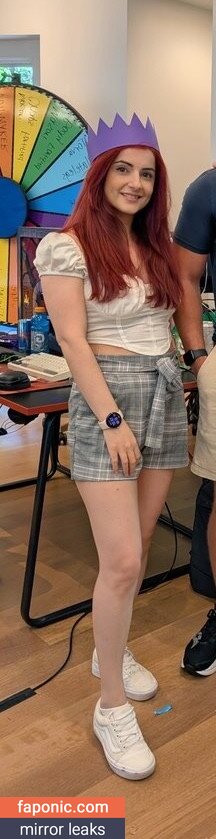 anniefuchsia