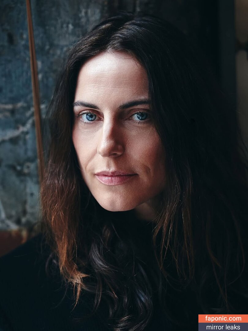 Antje Traue