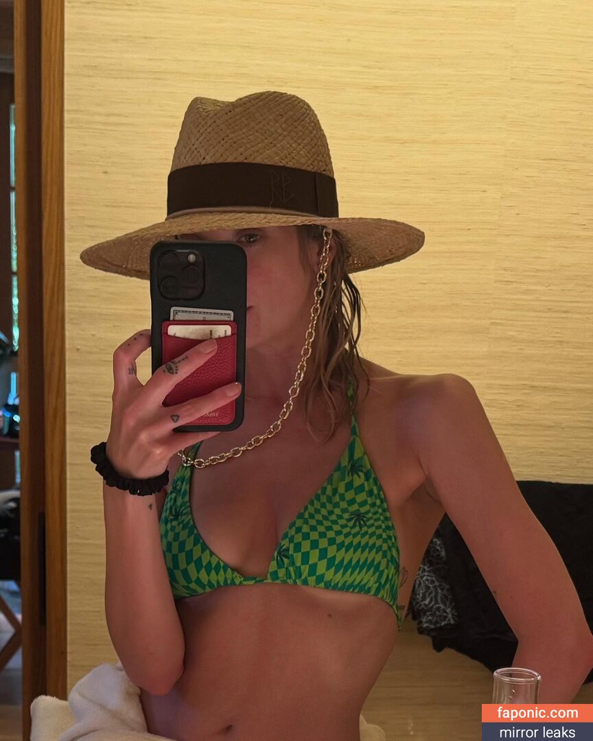 Ashley Benson