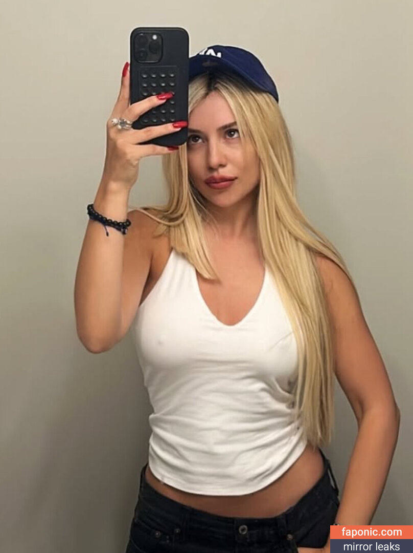 Ava Max