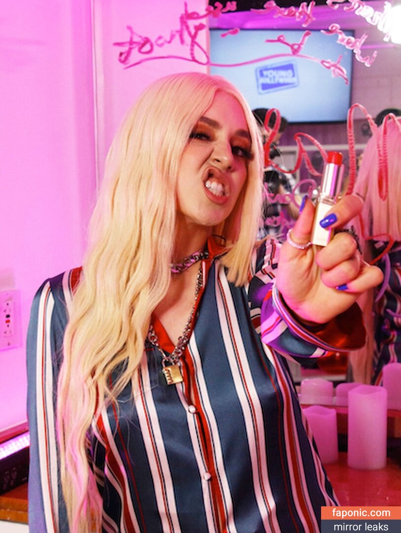 Ava Max