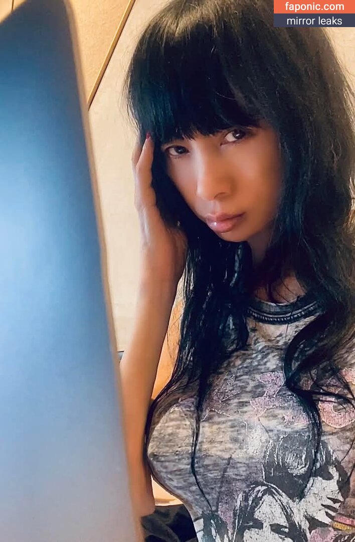 Bai Ling