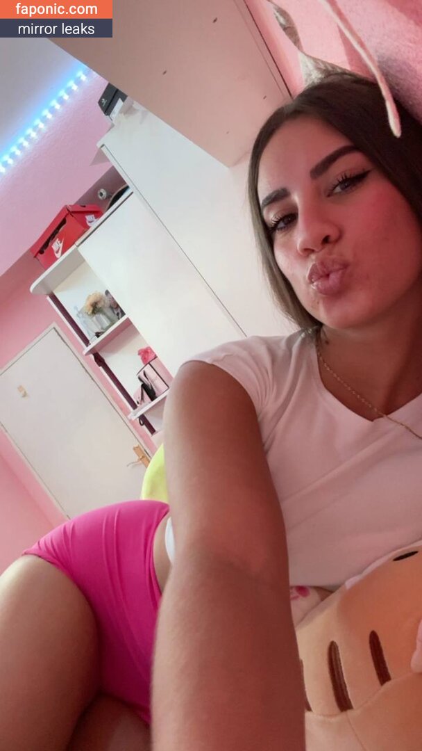 Blanca_us