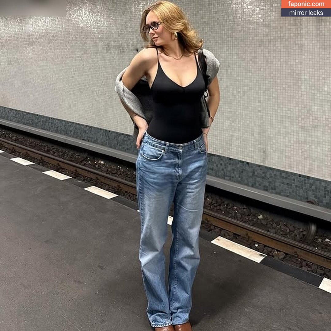 Carla Sophie Schell