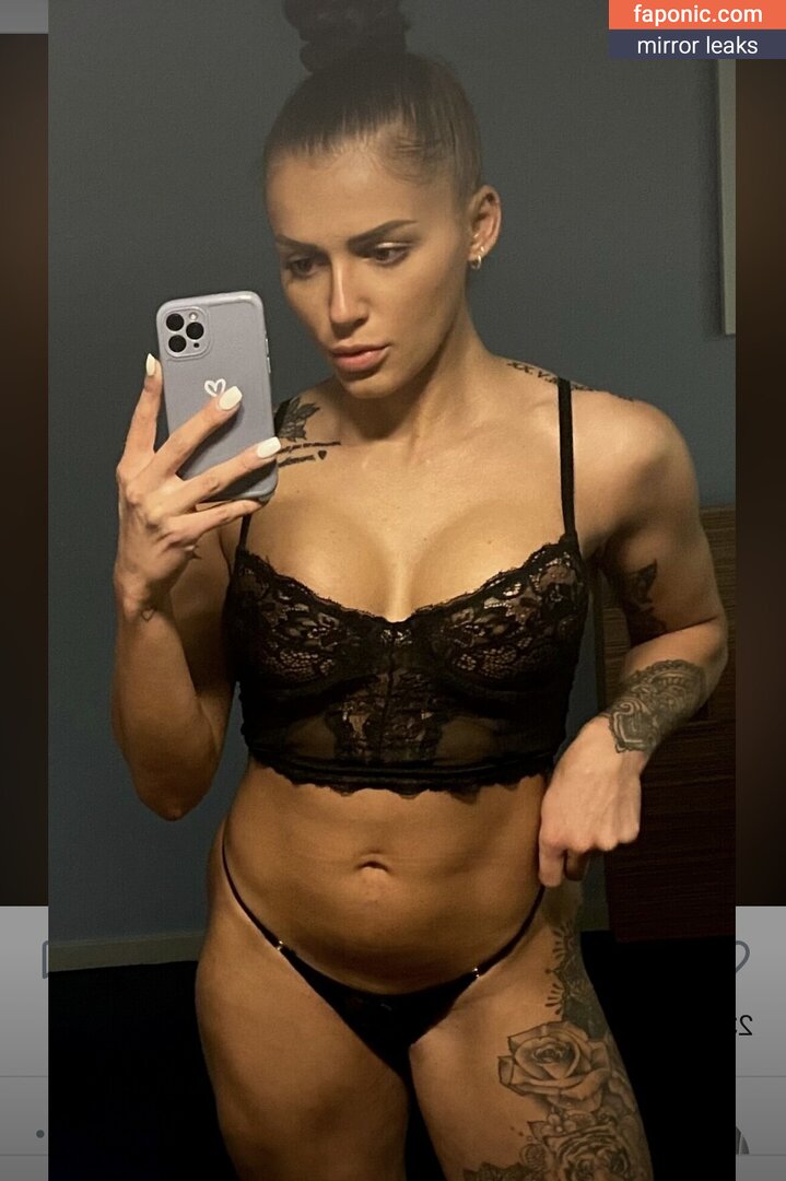 Chloe_Cherie