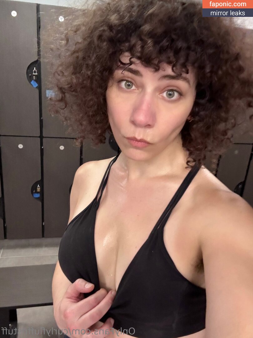 curlyfluffnstuff