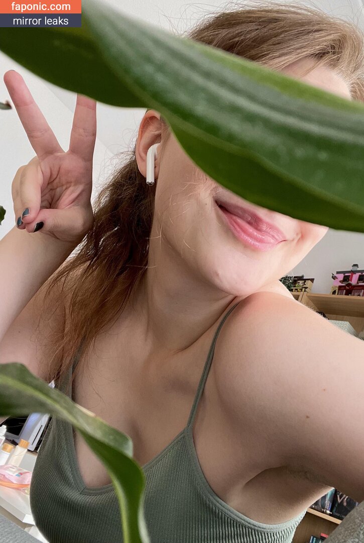 darlingalora
