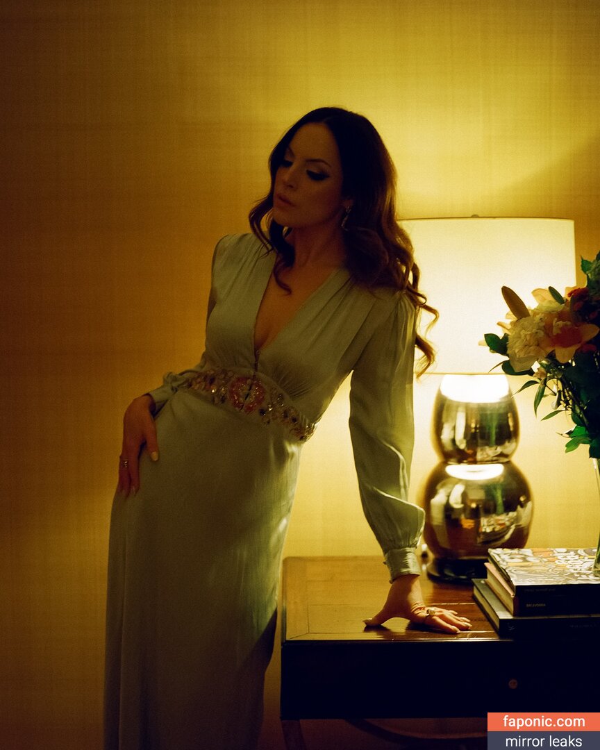 Elizabeth Gillies