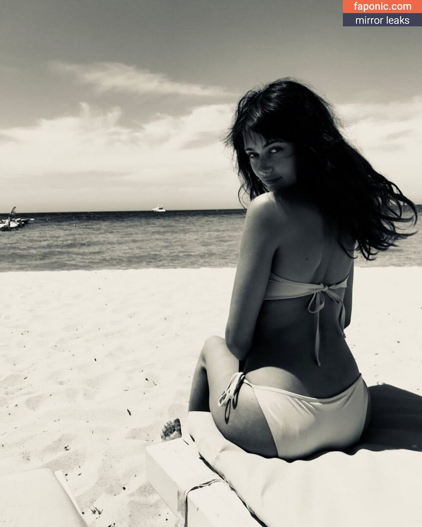 Ella Purnell