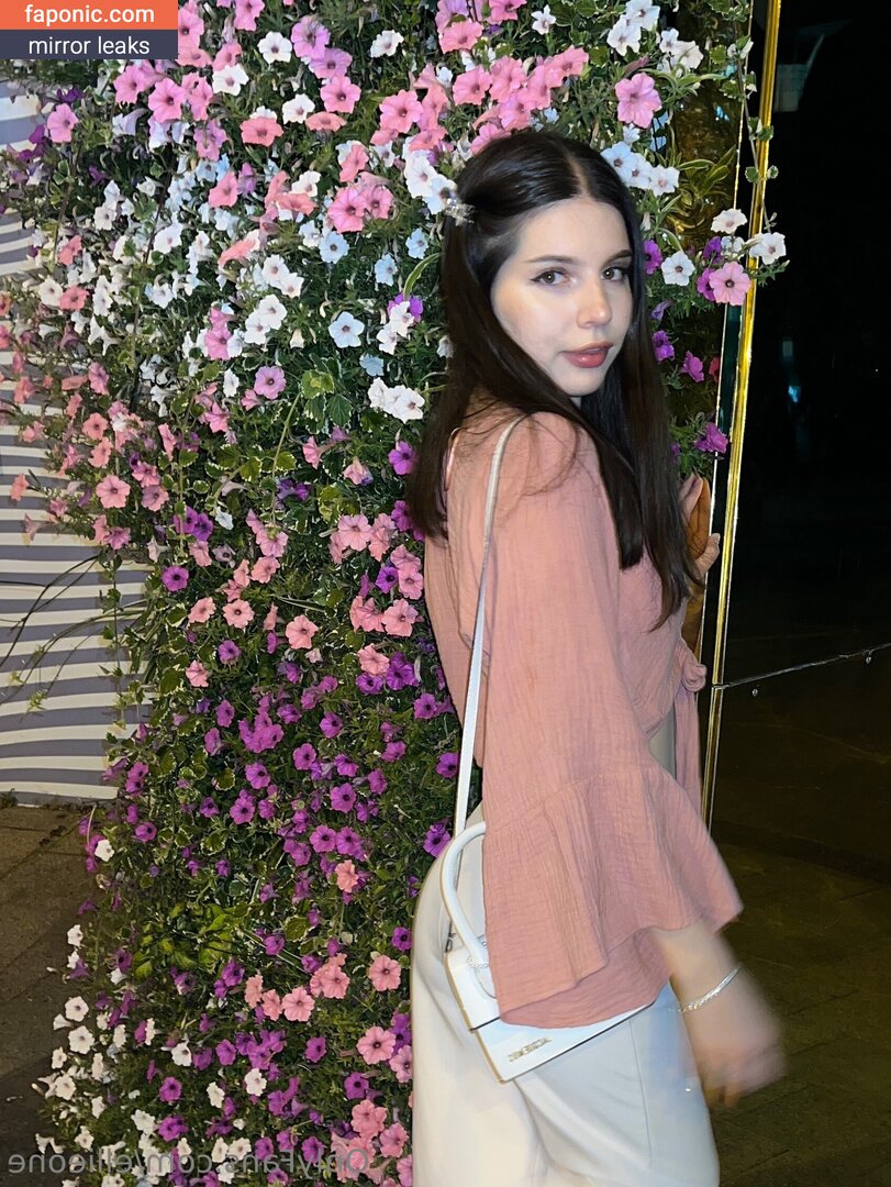 ellieone