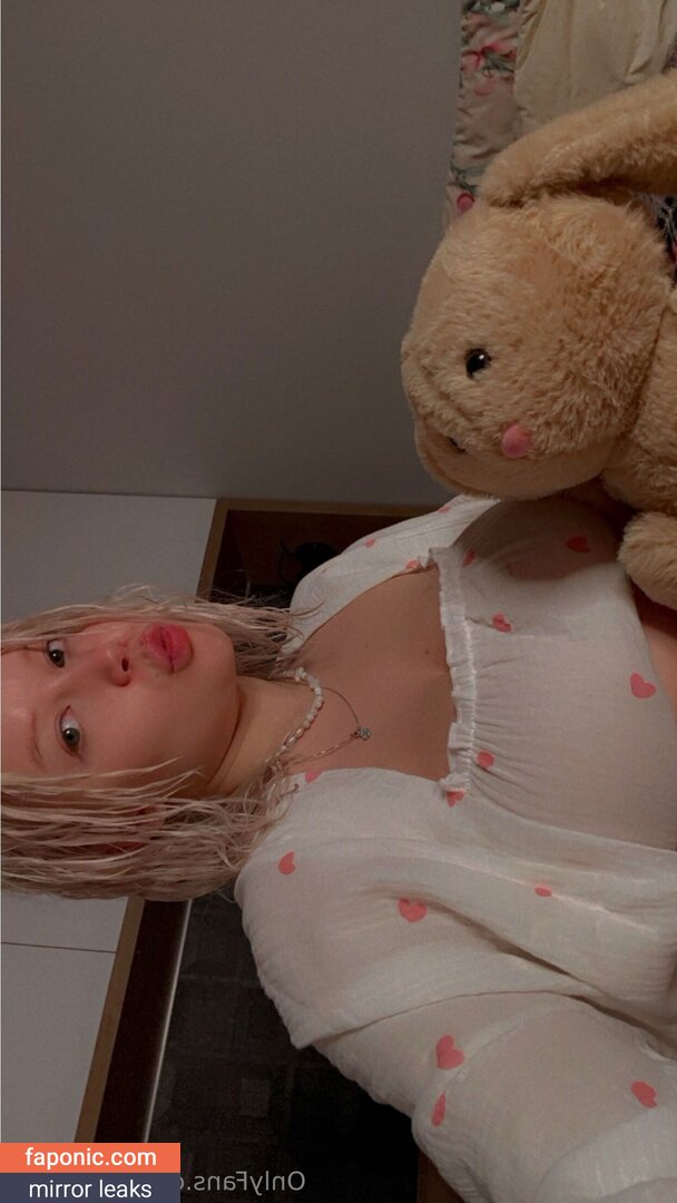 emily_lyy