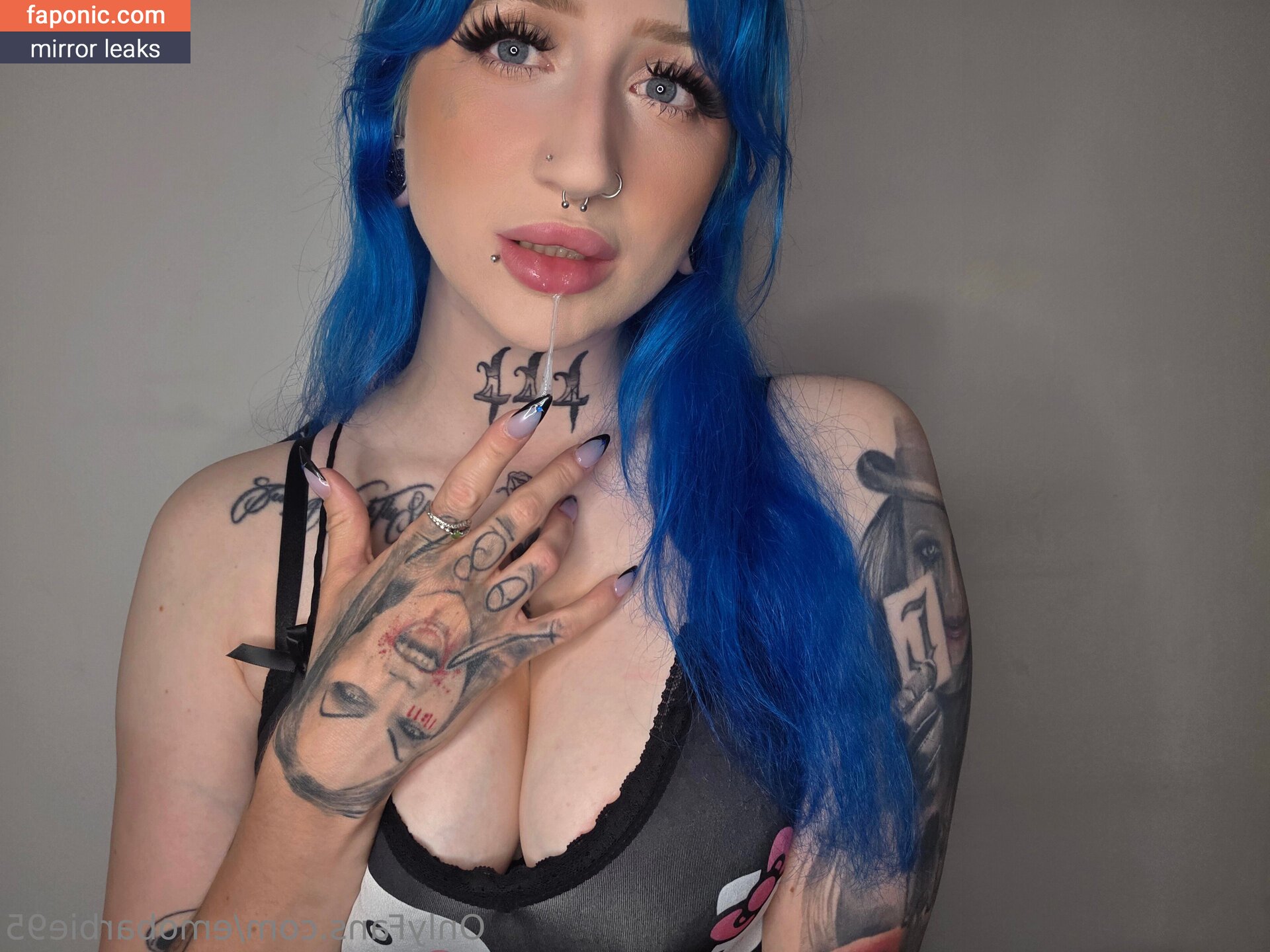 emobarbie95