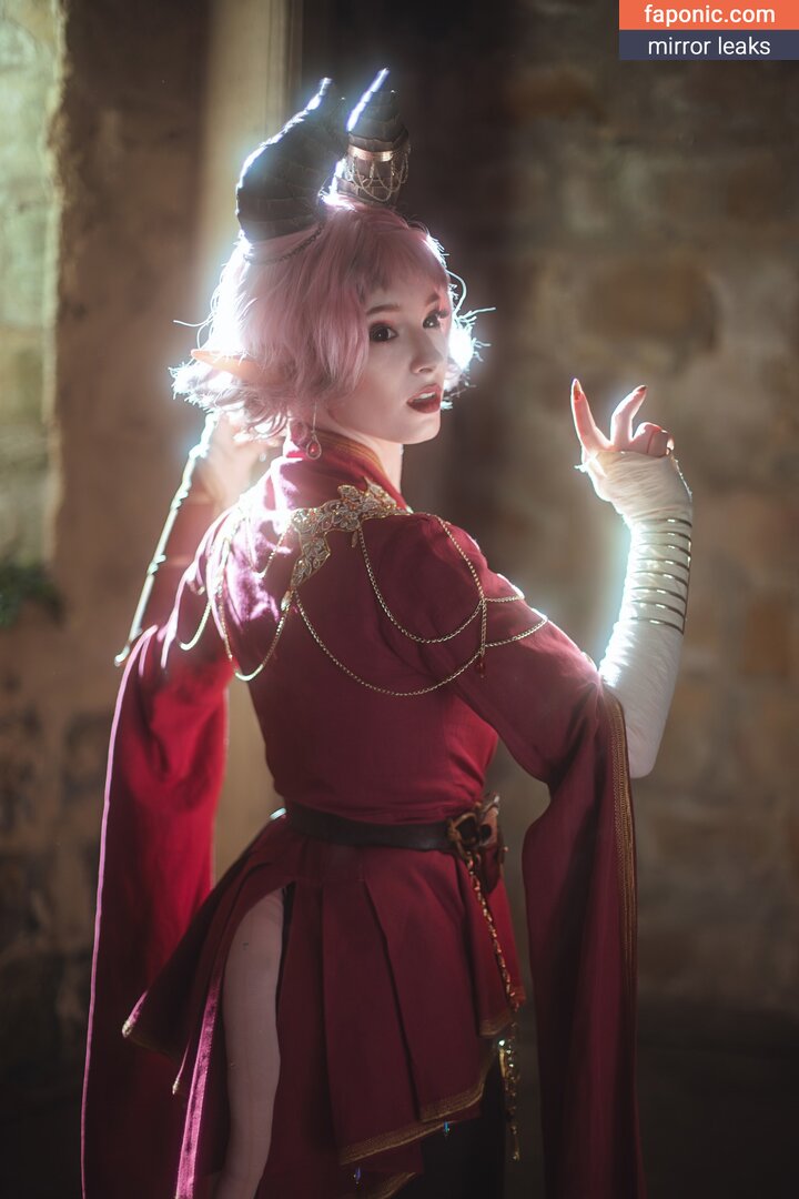 FallCosplay