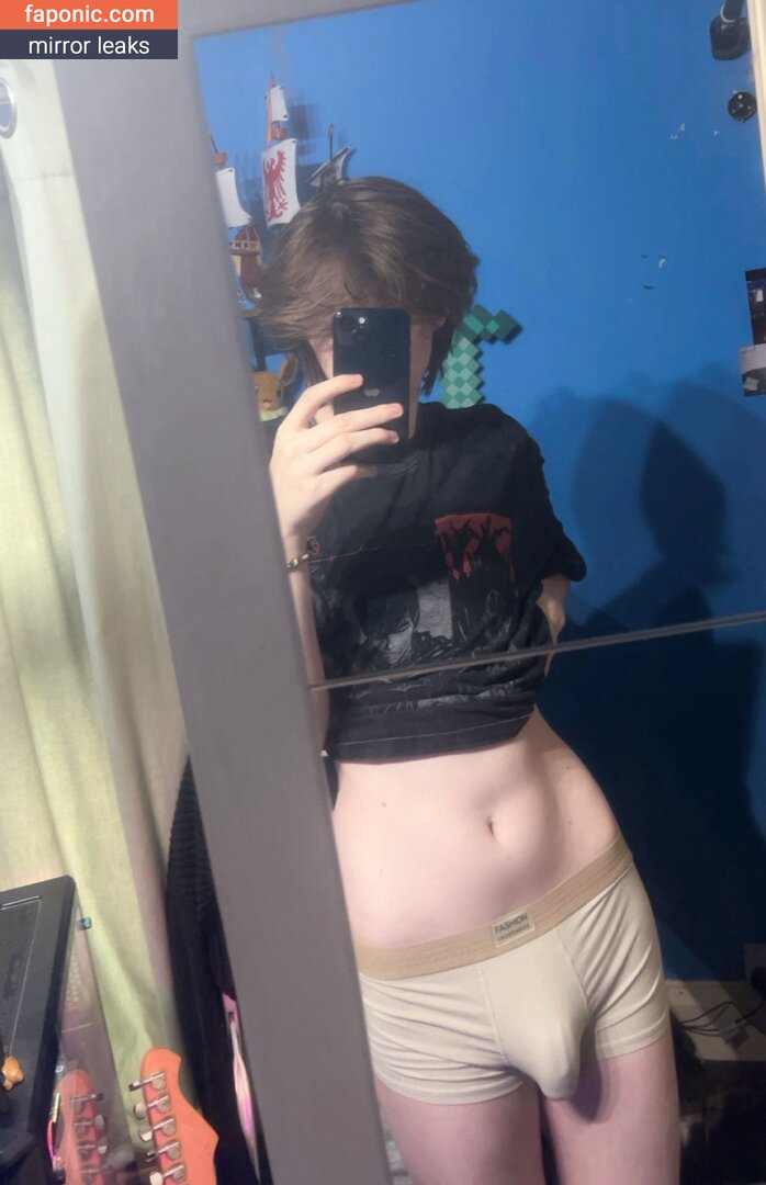 Femboy_4uu