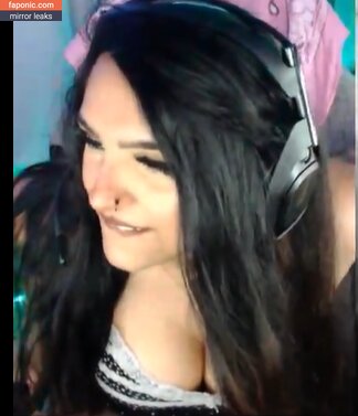 ghostgirlxoxx2