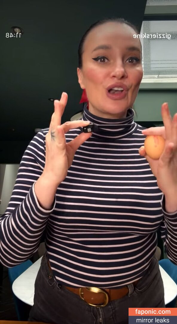 Gizzi Erskine