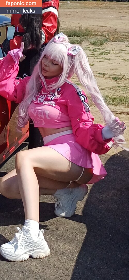 glitchedegirlcosplay