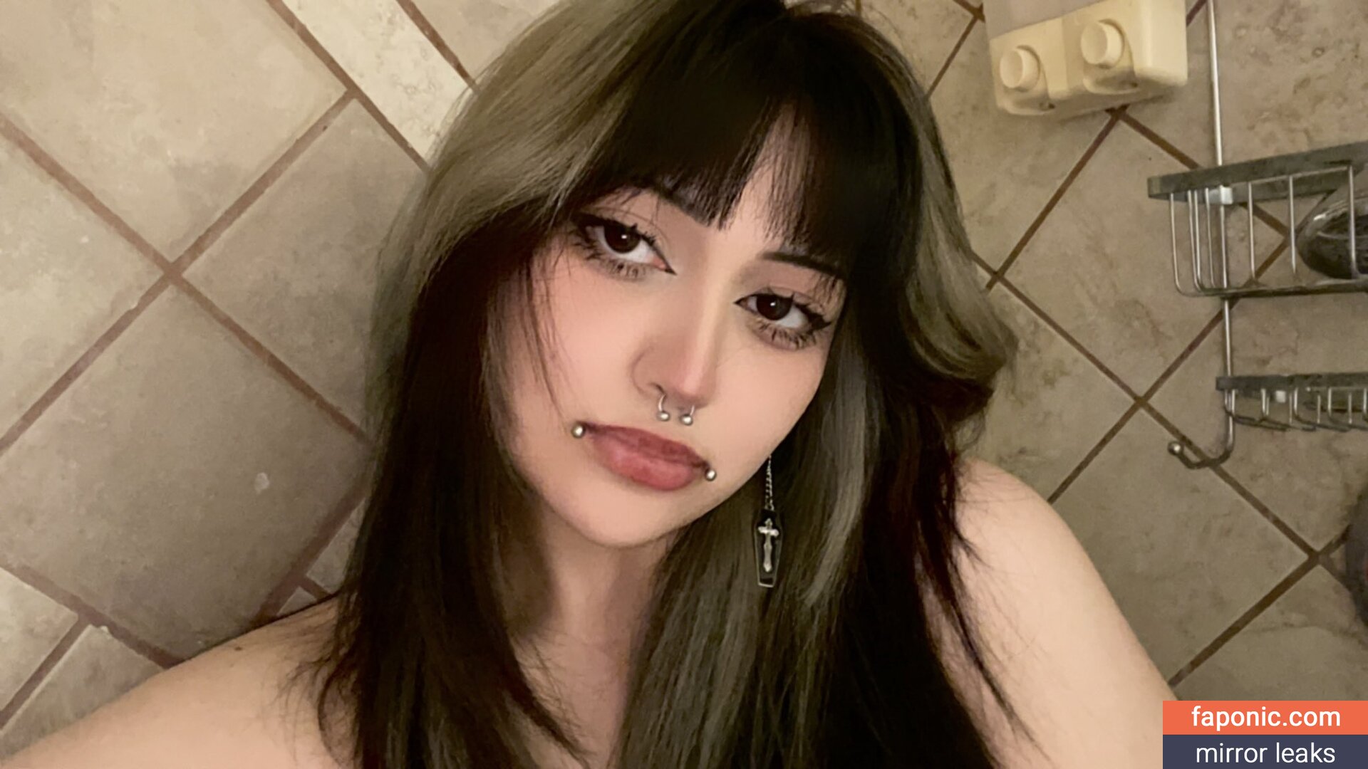 Guttergore1
