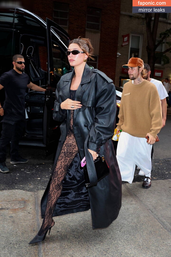 Hailey Bieber