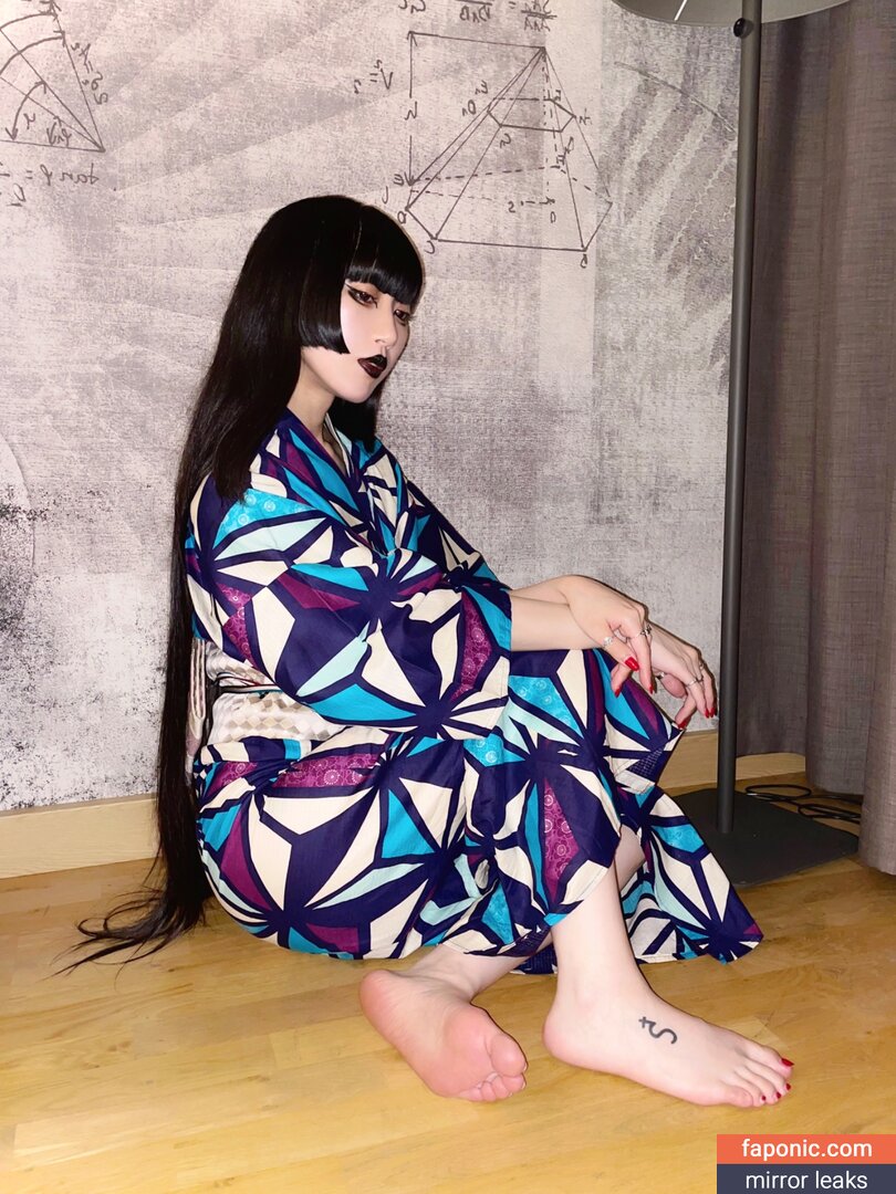 Himari Tsukishiro