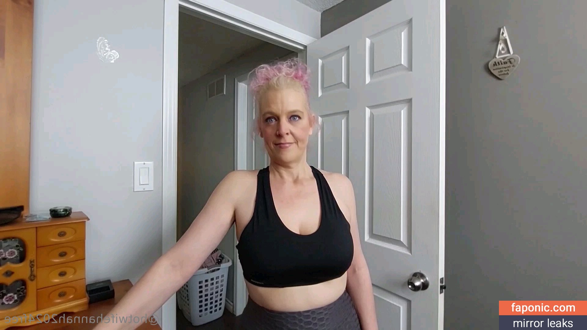 hotwifehannah2024free